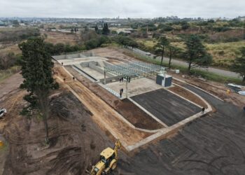 Avanza la construcción de una dársena para camiones en Bajo Grande