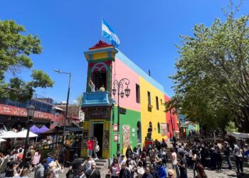 Caminito tendrá una bandera argentina viviente en una performance colectiva