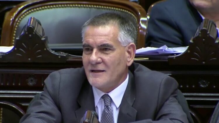 Buscan incorporar a las personas electrodependientes en los registros del Censo Carlos Castagneto, diputado nacional de Unión por la Patria.