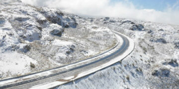 Corte total en el camino de las Altas Cumbres: la nieve y el hielo bloquearon la ruta Altas Cumbres