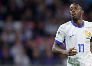 Francia goleó a Noruega con un triplete de Dembélé