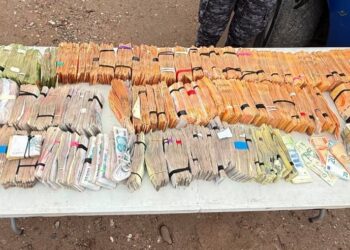 Los hombres fueron aprehendidos durante un control.