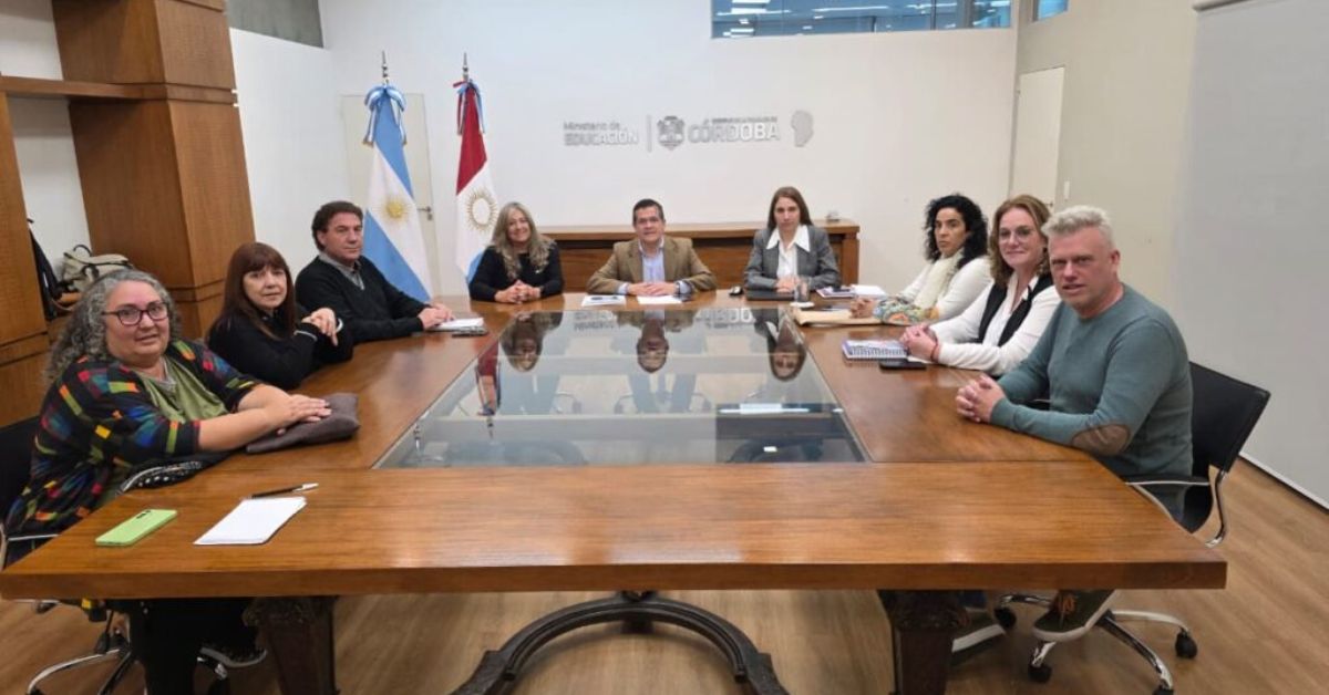 Docentes y estudiantes podrán retirarse de clases para participar de la marcha Ni Una Menos
