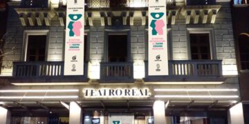 El Teatro Real inicia una jornada de festejos por sus 99 años de arte en la ciudad
