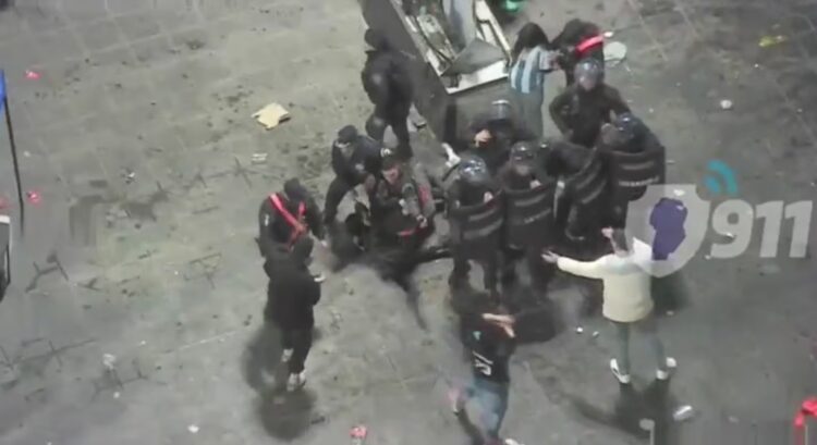 Incidentes en el Patio Olmos tras los festejos de Argentina.