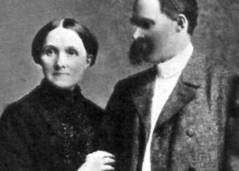 Bigotón sister: la mujer que heredó a Nietzsche y reescribió su legado