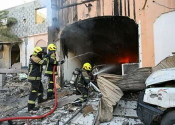 Irán atacó Bahréin y Kuwait con drones y misiles
