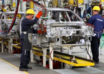 La industria automotriz registró una fuerte baja en la producción de mayo