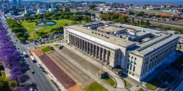 Las universidades lideran la confianza de los argentinos y el Congreso queda último Confianza