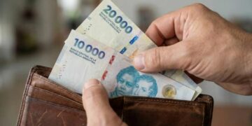 Los salarios volvieron a ganarle a la inflación en abril y cortaron siete meses de caída Salarios