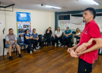 Los participantes aprenderán técnicas básicas para actuar ante emergencias.