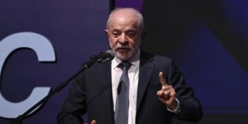 Lula responsabilizó a los hijos de Bolsonaro por los aranceles de EE.UU. Lula responsabilizó a los hijos de Bolsonaro por los aranceles de EE.UU.