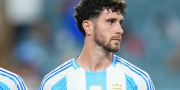 Marcos Senesi se suma a la convocatoria de la Selección Argentina
