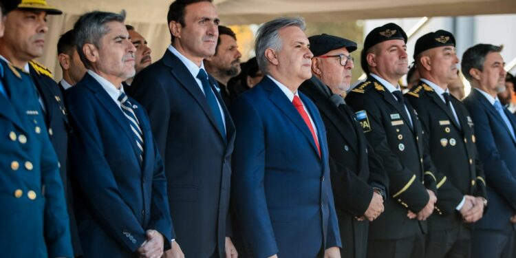 * Más de 1000 estudiantes de las distintas fuerzas de seguridad asumieron el compromiso de defender los valores de la Nación Argentina.