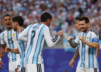 Messi y una actuación estelar en la goleada de Argentina frente a Argelia
