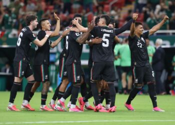 México venció a Corea del Sur con un gol increíble y clasificó a 16avos de final