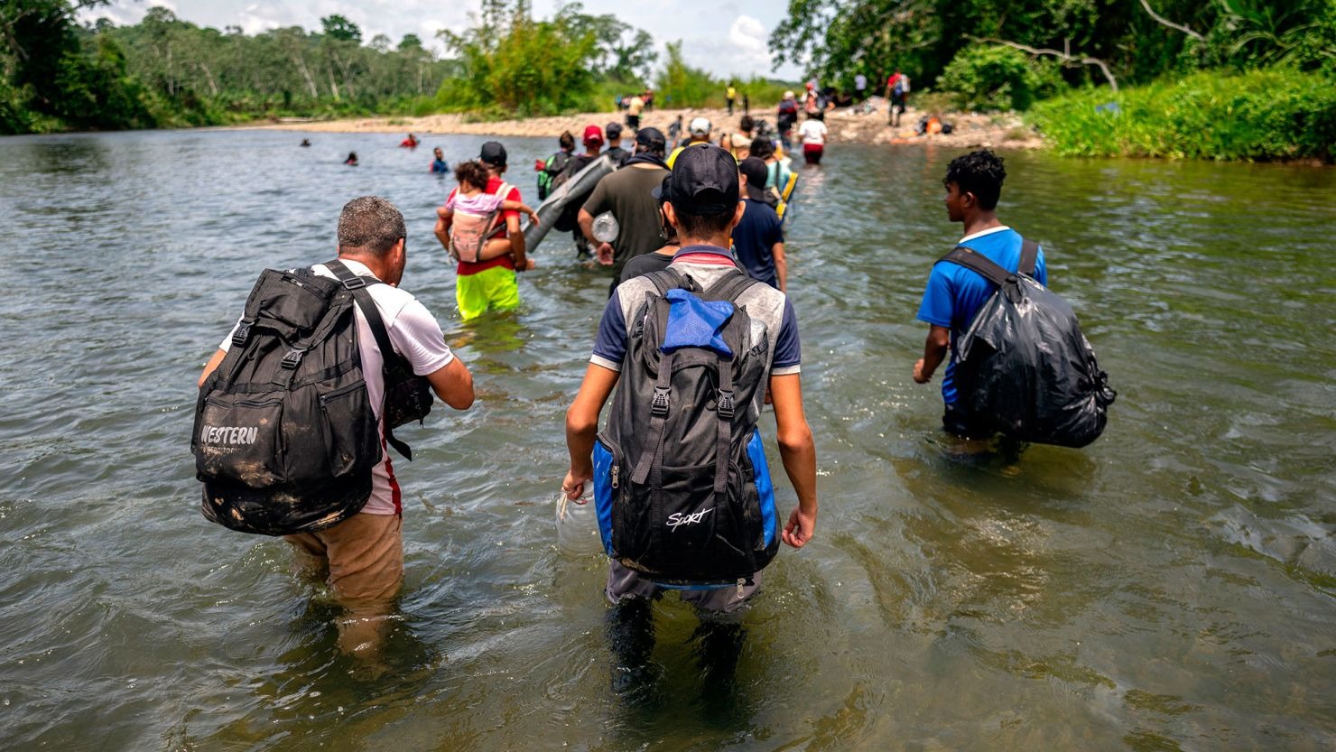 Migraciones, refugio y fronteras: las claves de una crisis global Migraciones, refugio y fronteras: las claves de una crisis global