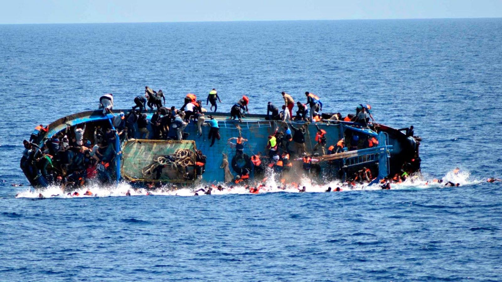 Migraciones, refugio y fronteras: las claves de una crisis global Migraciones, refugio y fronteras: las claves de una crisis global