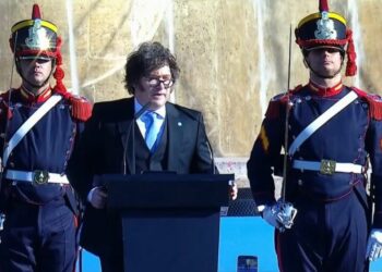 Imagen: El Presidente Milei encabeza el acto por el Día de la Bandera 2026 en Rosario | Oficina del Presidente.