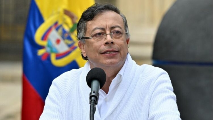 El mandatario colombiano explicó paso a paso en lo que a su juicio consistió la modificación al censo electoral.