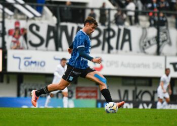 Racing rescató un punto contra All Boys pero no logra levantar cabeza