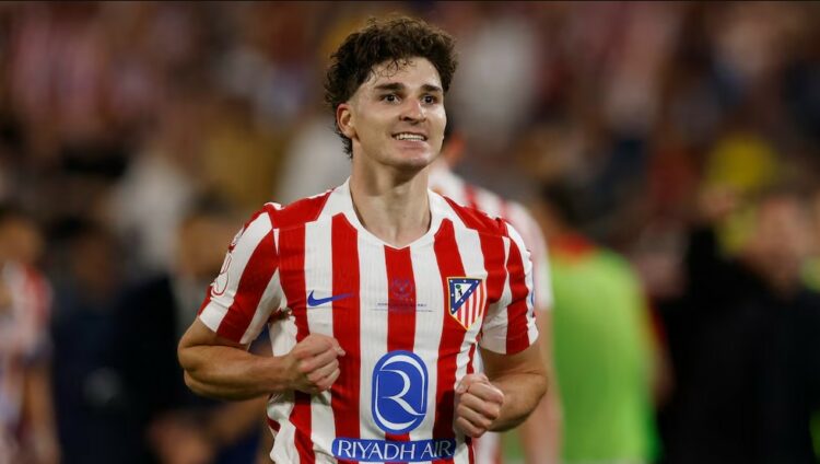 Real Madrid ofertó 150 millones de euros por Julián Álvarez Julián marcó 49 goles en 106 partidos con la camiseta del Colchonero.