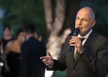 Ricardo Martínez trae los clásicos de Italia a un escenario íntimo en Córdoba