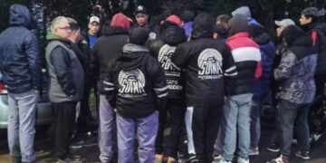 Trabajadores del rubro neumáticos de la Fábrica Ruiz reclaman haberes adeudados Fabrica Ruiz