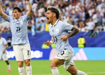 Uruguay hizo figura al arquero de Arabia Saudita pero no pudo pasar del empate Uruguay hizo figura al arquero de Arabia Saudita pero no pudo pasar del empate