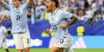 Uruguay hizo figura al arquero de Arabia Saudita pero no pudo pasar del empate Uruguay hizo figura al arquero de Arabia Saudita pero no pudo pasar del empate