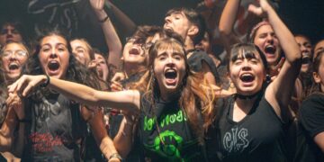Adolescentes de cinco provincias llegarán a la ciudad para compartir una gran muestra teatral Adolescentes de cinco provincias llegarán a la ciudad para compartir una gran muestra teatral
