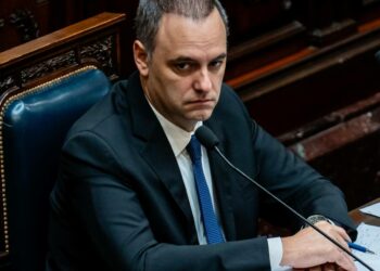 Adorni apura su declaración jurada y proyecta exponer en el Senado en agosto