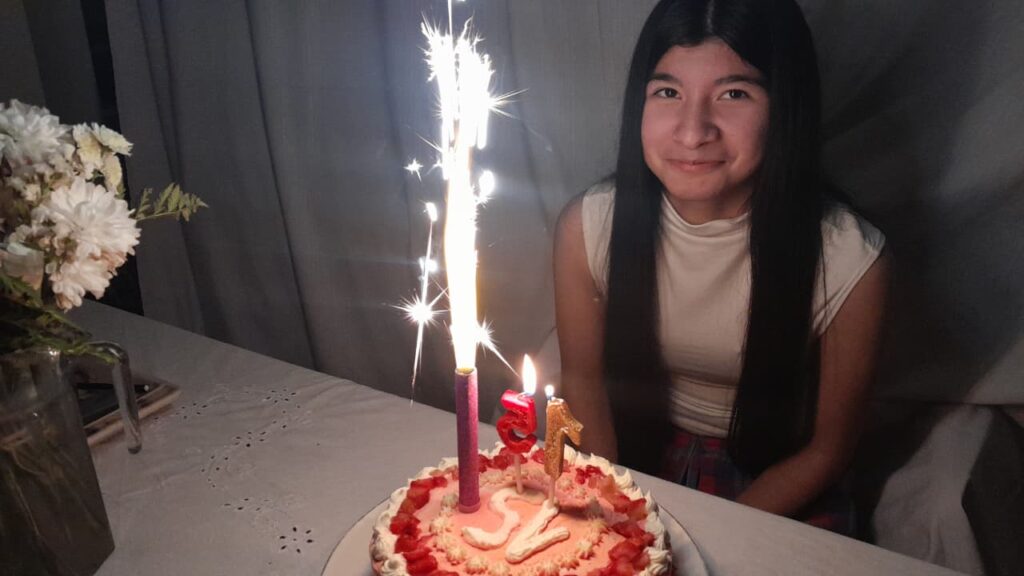 Buscan a una adolescente de 15 años desaparecida en Colonia Caroya Buscan a una adolescente de 15 años desaparecida en Colonia Caroya
