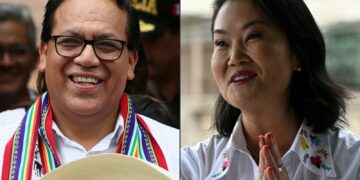 Sánchez supera por una diferencia mínima a Fujimori Sánchez supera por una diferencia mínima a Fujimori