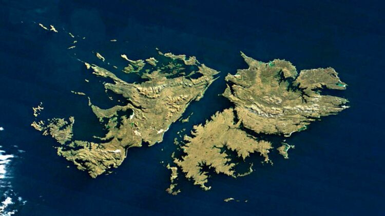 Cada 10 de junio, la Argentina conmemora el Día de la Afirmación de los Derechos Argentinos sobre las Malvinas, las Islas del Atlántico Sur y la Antártida.