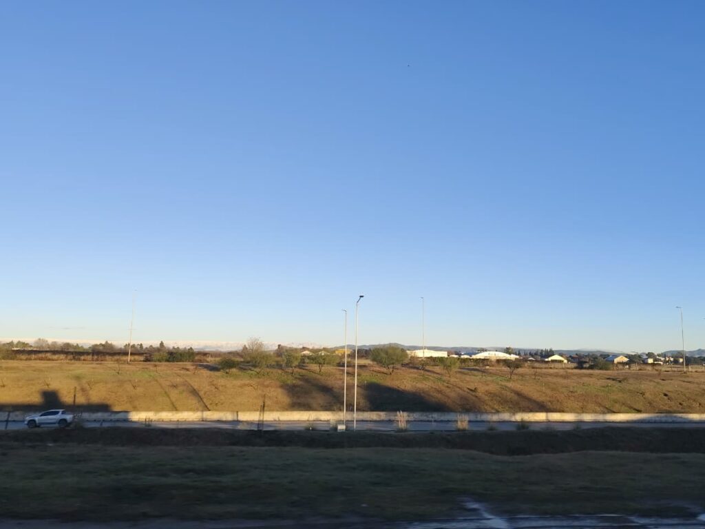 Córdoba tendrá una jornada fría pero estable, con máximas de 13 grados