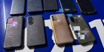 Cuatro detenidos y nueve celulares recuperados Cuatro detenidos y nueve celulares recuperados