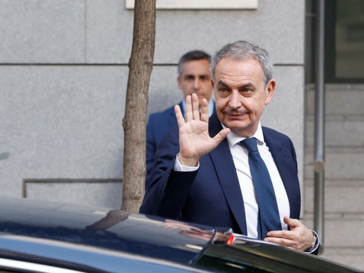 Zapatero, ex presidente español, declaró en un caso de corrupción José Luis Rodríguez Zapatero, ex presidente español.