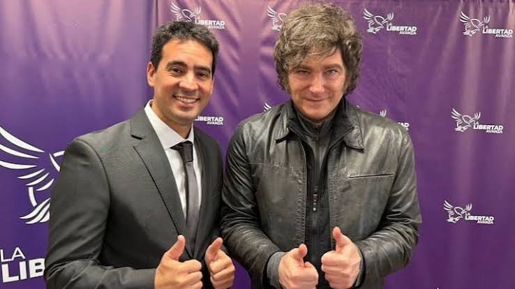 Adrián Ravier será el nuevo vocero presidencial Adrián Ravier será el nuevo vocero presidencial