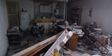 Bomberos lograron controlar las llamas y no se registraron personas heridas._