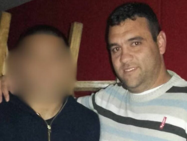 Barrelier recibió el alta y analizan nuevas pruebas contra el segundo detenido La investigación por el femicidio de Agostina Vega avanza con nuevas pruebas y peritajes. Mientras Claudio Barrelier recibió el alta médica y podría volver a declarar, la Justicia analiza evidencias que podrían agravar la situación procesal de Osvaldo Fassetta.