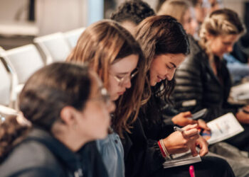 La Ciudad de Córdoba consolida su posicionamiento como hub universitario internacional con estudiantes de más de 35 países.
