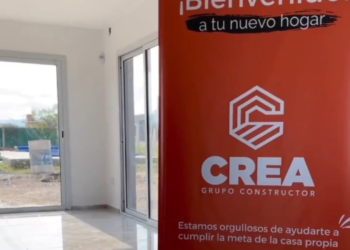 Elevan a juicio a tres integrantes de una empresa constructora acusados de 22 estafas La Justicia de Córdoba solicitó la elevación a juicio de tres integrantes de un grupo constructor acusados de cometer 22 estafas vinculadas a proyectos de viviendas y piletas.