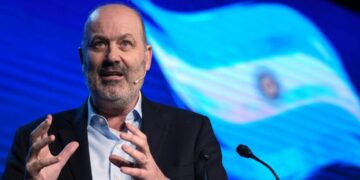 El Gobierno modificó los recibos de sueldo para mostrar el detalle completo de aportes y descuentos