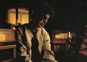 Taller para analizar, escuchar y escribir desde las letras de Charly Taller para analizar, escuchar y escribir desde las letras de Charly
