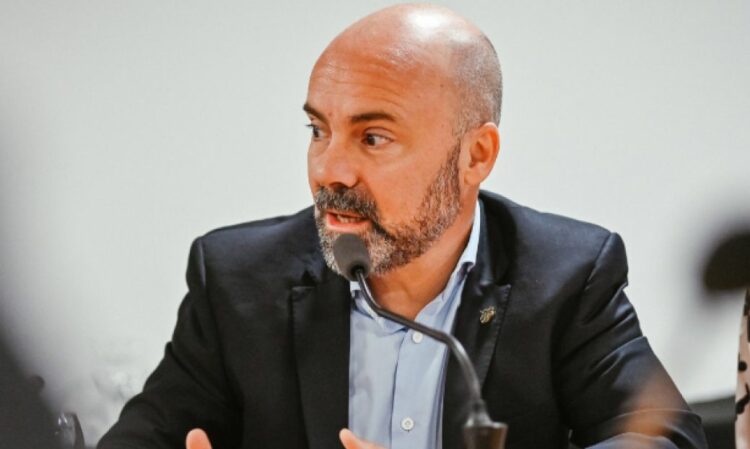 Juan Domingo Viola negó el presunto incidente con becarios Viola salió al cruce de los trascendidos que lo vinculaban con un conflicto laboral y una posible salida del gabinete.