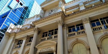 El Banco Central flexibilizó las normas y habilitó créditos en dólares para empresas con respaldo en activos