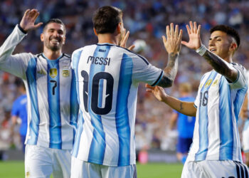 Scaloni confirmó el equipo para el debut ante Argelia: Messi y Lautaro, la dupla ofensiva