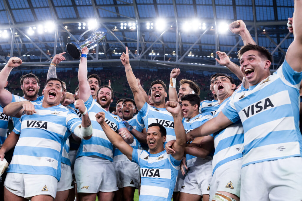 Los Pumas entrenan en el Kempes antes del debut ante Escocia
