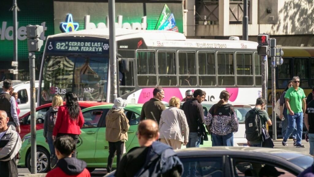 Las empresas pagarán el aguinaldo en seis cuotas y advierten por posibles recortes